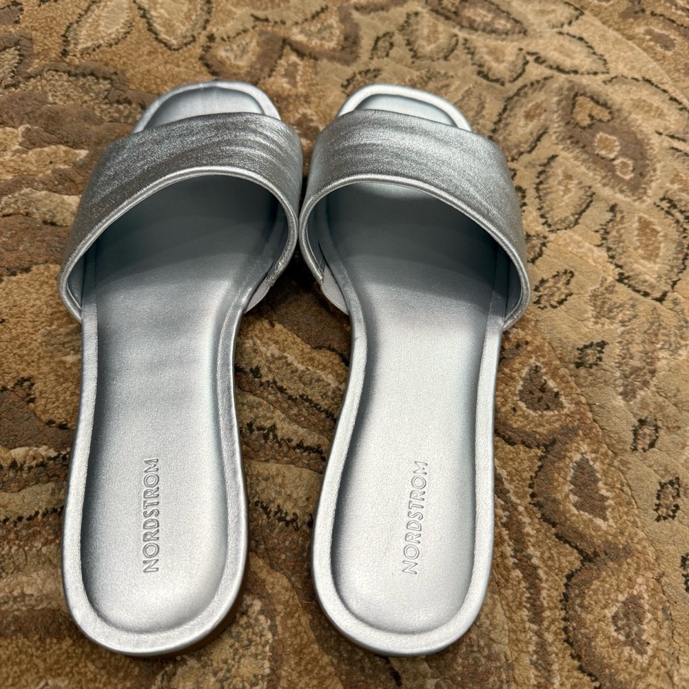 Nordstrom Metallic Silver Slide Sandals. Size 9